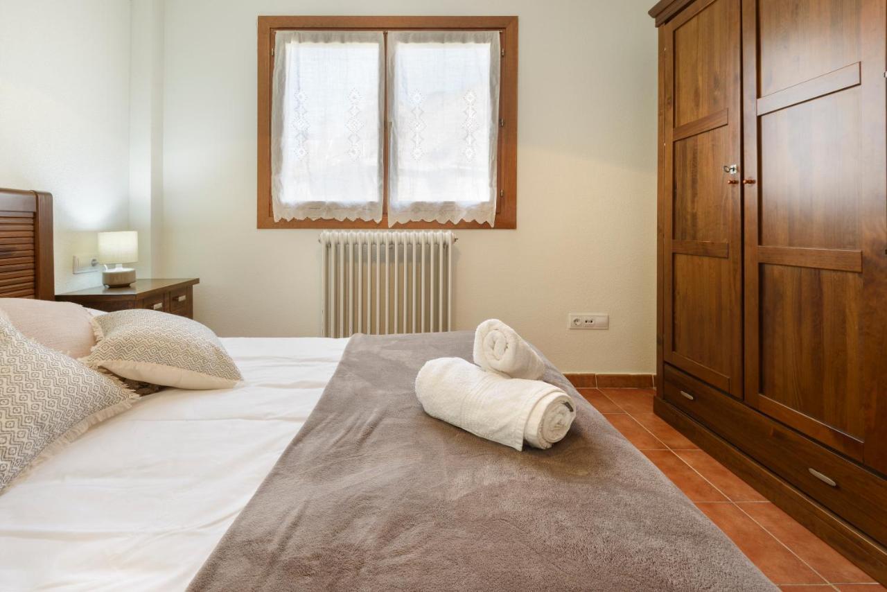 Apartamento Naturaleza 2000 4º Хака Екстериор снимка